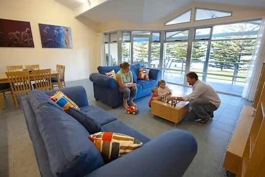 port_lincoln_foreshore_apartments living area